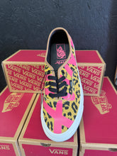 Load image into Gallery viewer, Vans- Ultra Rare NOS- Alva Skates Leopard Brown shoe