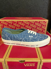 Load image into Gallery viewer, Vans- Ultra Rare NOS- Alva Skates Indigo Navy shoe